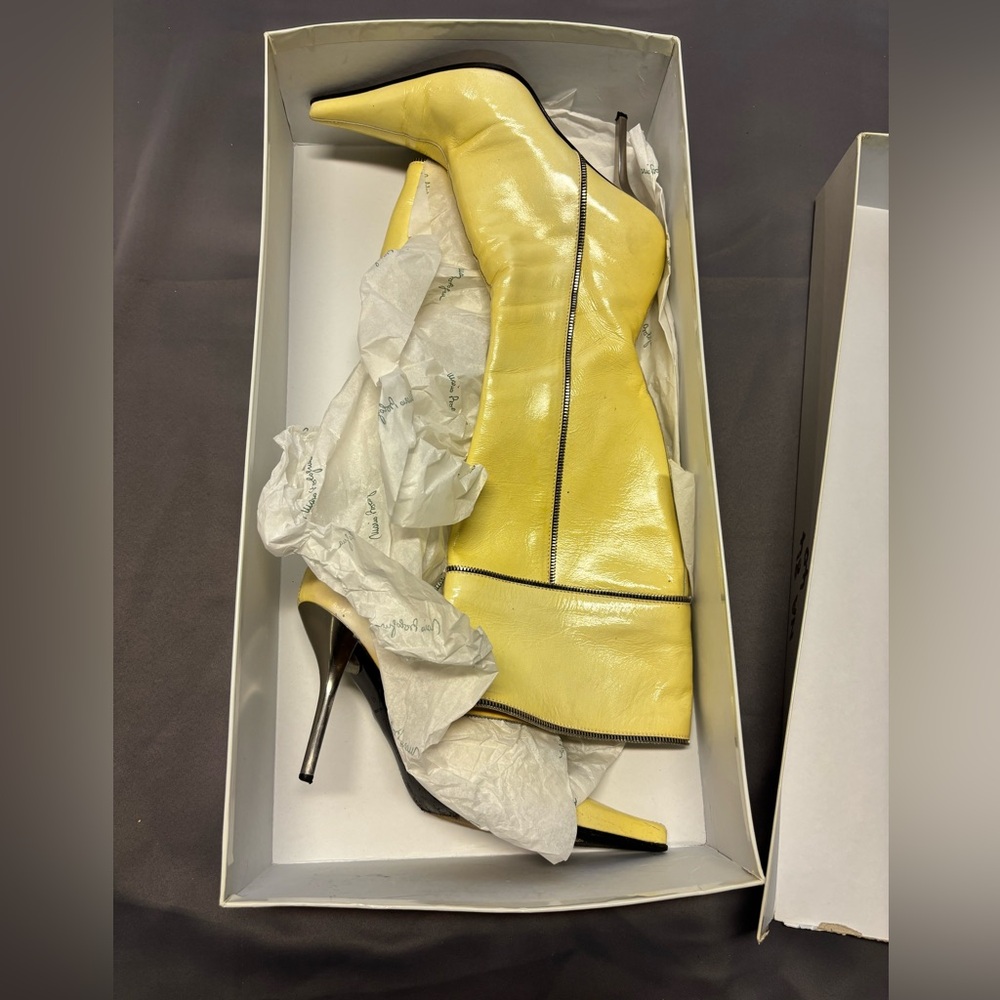 Very Vintage Mario Bologna Leather Women's Boots Size 40 .